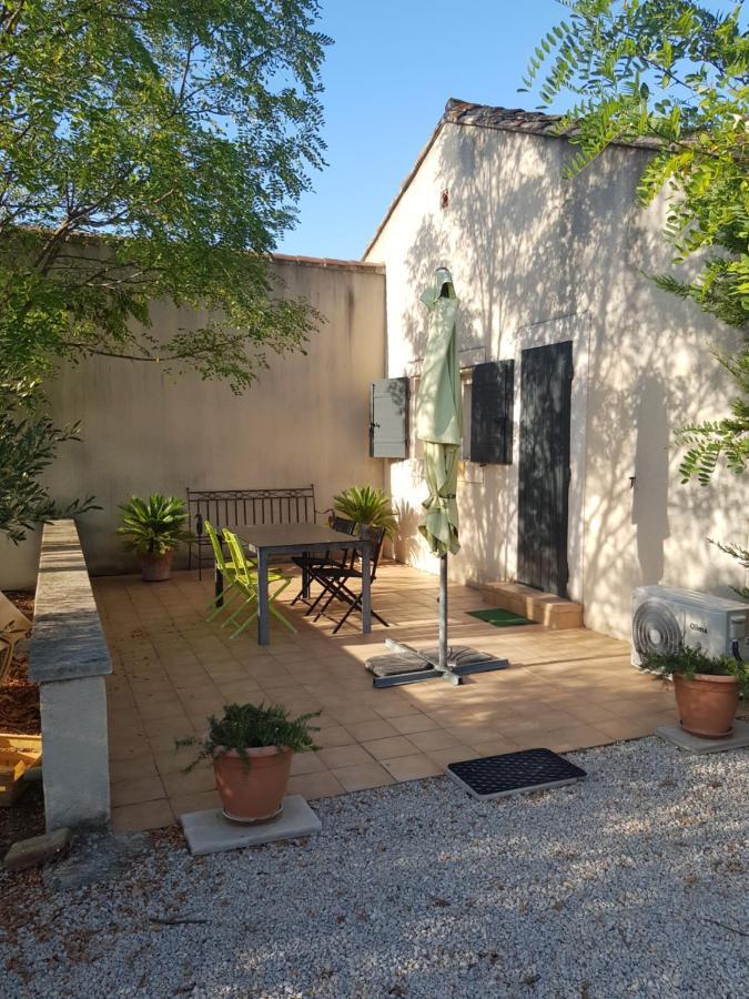 Appartement 2 Pers Avec Acces Piscine Saint-Rémy-de-Provence Eksteriør bilde