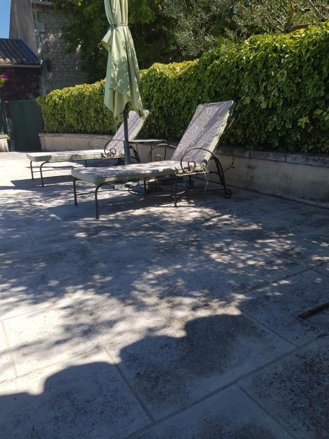 Appartement 2 Pers Avec Acces Piscine Saint-Rémy-de-Provence Eksteriør bilde